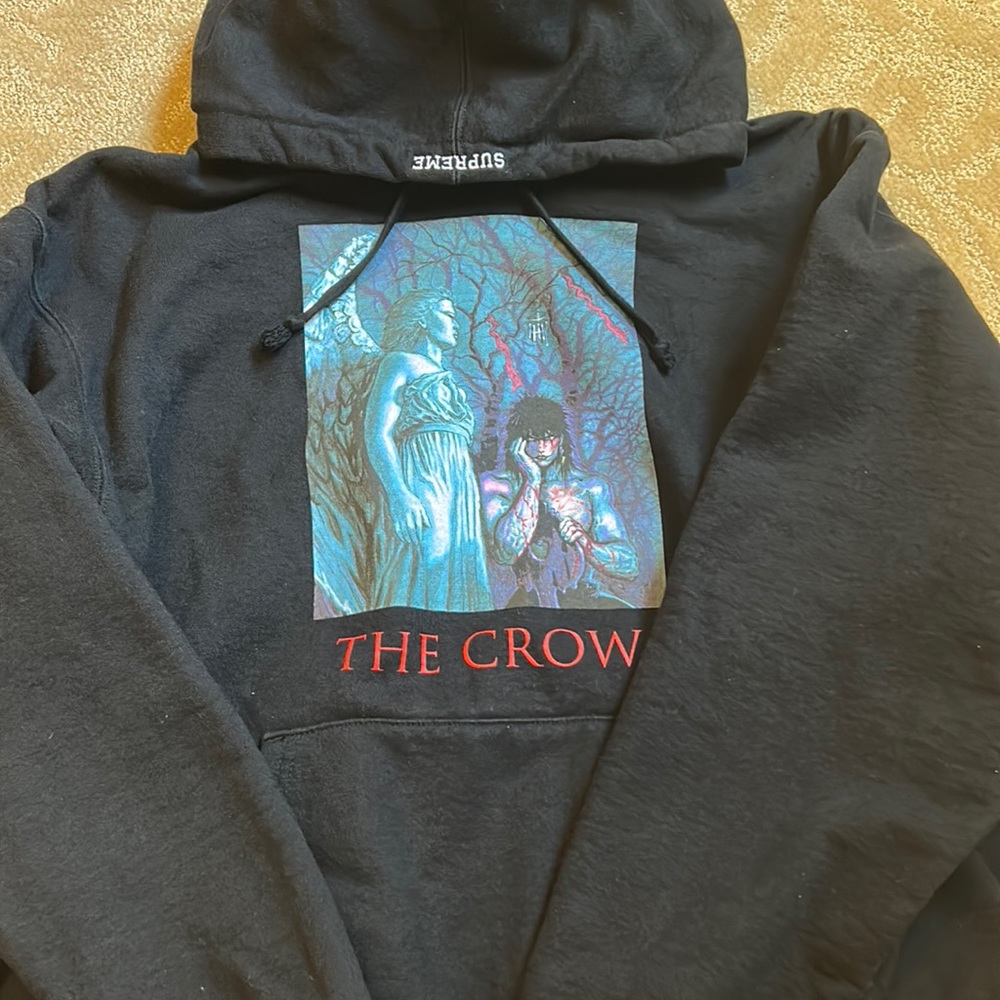 Supreme hoodie